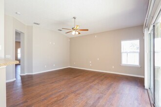 896 Bonaparte Landing Blvd in Jacksonville, FL - Building Photo - Building Photo