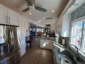 65 New Hampshire St in Long Beach, NY - Building Photo - Building Photo