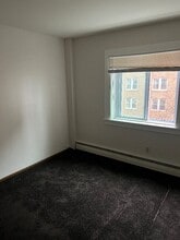 2224 W Wisconsin Ave in Milwaukee, WI - Building Photo - Building Photo