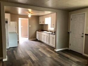 1 Railroad Ave in Rock Springs, WY - Building Photo - Building Photo