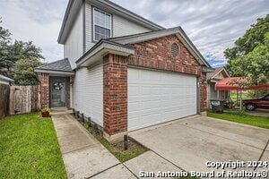 9530 Swans Crossing