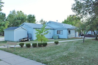 Meadow Glen Apartments in St. Louis, MO - Foto de edificio - Building Photo