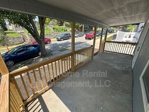 2311 Jarboe St in Kansas City, MO - Building Photo - Building Photo