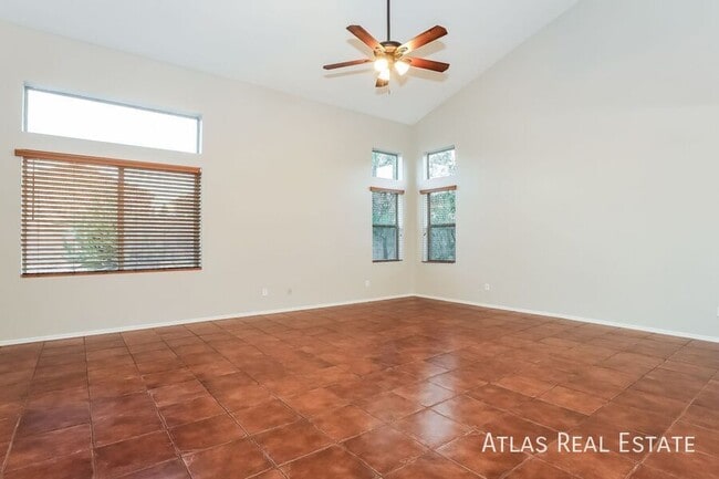 2863 W Mila Way in Queen Creek, AZ - Building Photo - Building Photo