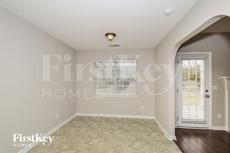 127 Renwick Ln in Calera, AL - Foto de edificio - Building Photo