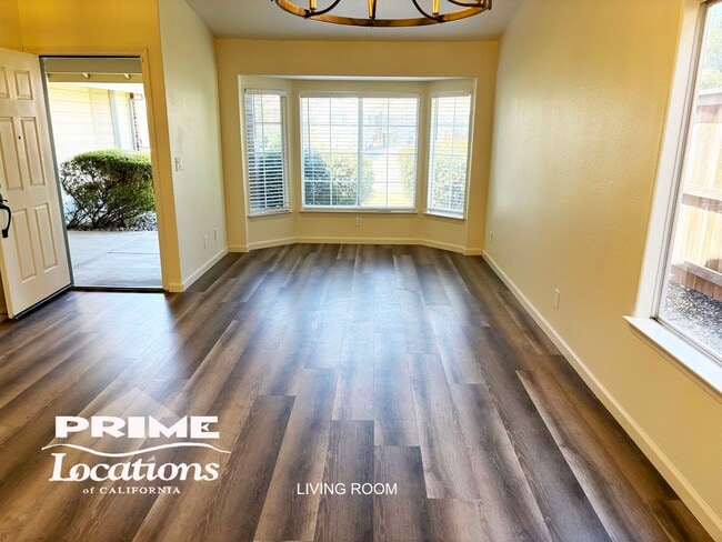 304 Tarkington Ct in Roseville, CA - Building Photo - Building Photo