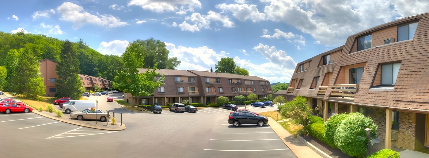 Brook Hill Village Apartments in Rochester, NY - Building Photo