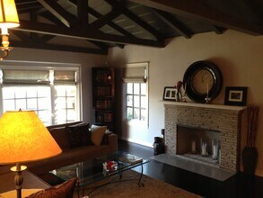 10337 Northvale Rd in Los Angeles, CA - Building Photo - Building Photo
