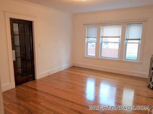 25 Colborne Rd in Boston, MA - Building Photo - Building Photo
