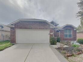 1420 Morning Dove Dr in Aubrey, TX - Building Photo