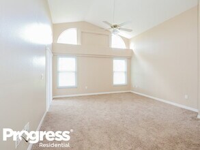 8606 Baneberry Ct in Tampa, FL - Foto de edificio - Building Photo