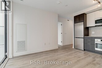 36-636 Zorra St in Toronto, ON - Building Photo - Building Photo