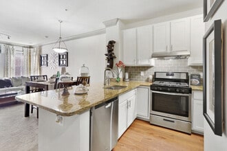 10X Columbia Town Center in Columbia, MD - Building Photo - Building Photo