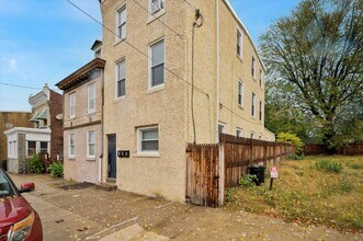 2111 Orthodox St in Philadelphia, PA - Building Photo - Building Photo