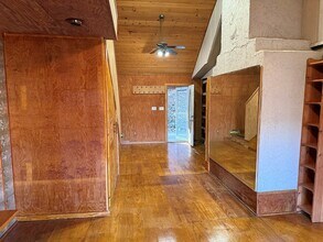 523 Sundown Dr in Franklin, NC - Foto de edificio - Building Photo