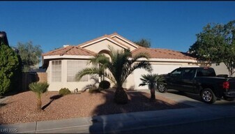 5027 Vista Del Rio Way in North Las Vegas, NV - Building Photo