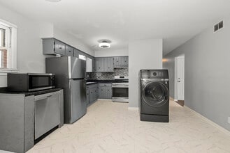 8342 W Lincoln Hwy in Frankfort, IL - Building Photo - Building Photo