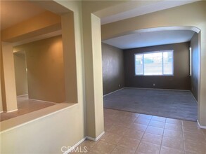 12842 Clemson Dr in Corona, CA - Building Photo - Building Photo