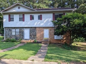 75 Ezzard St in Lawrenceville, GA - Building Photo