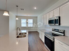 6174 Little Blf Cir in Mascotte, FL - Building Photo - Building Photo