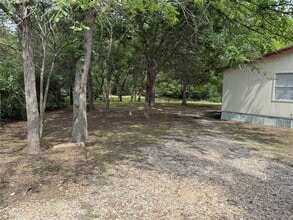 192 Lba Dr in Bastrop, TX - Foto de edificio - Building Photo