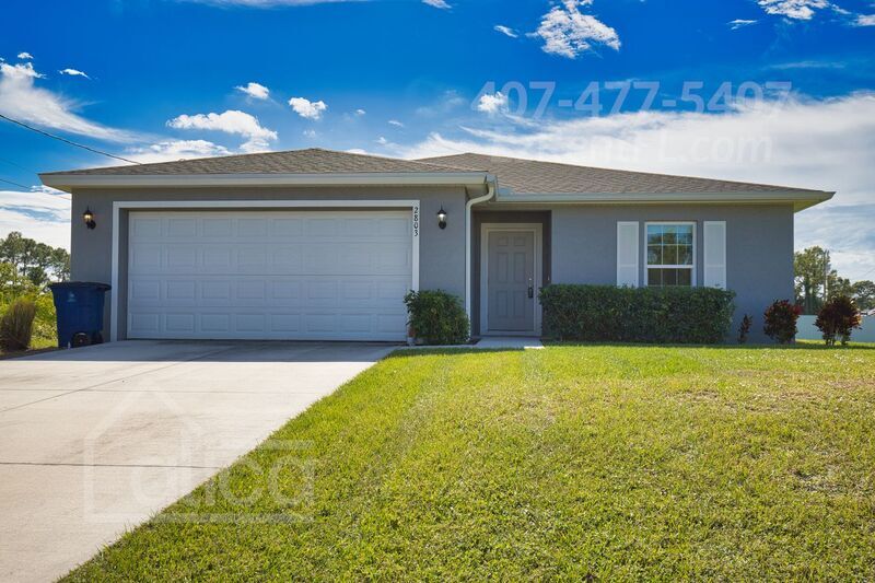 2803 11th St SW in Lehigh Acres, FL - Building Photo