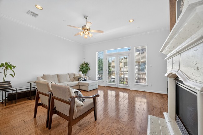 property at 7926 Stoneyway Dr