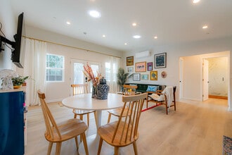 9338 Langdon Ave in North Hills, CA - Building Photo - Building Photo