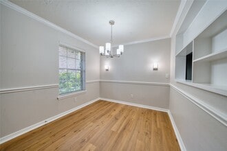 3224 Timmons Ln in Houston, TX - Building Photo - Building Photo