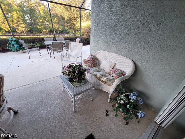 10714 Cetrella Dr in Ft. Myers, FL - Building Photo - Building Photo