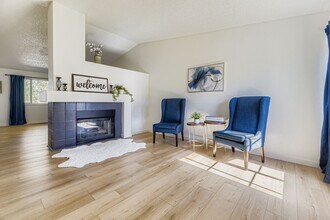 3781 Morning Glory Dr in Castle Rock, CO - Foto de edificio - Building Photo