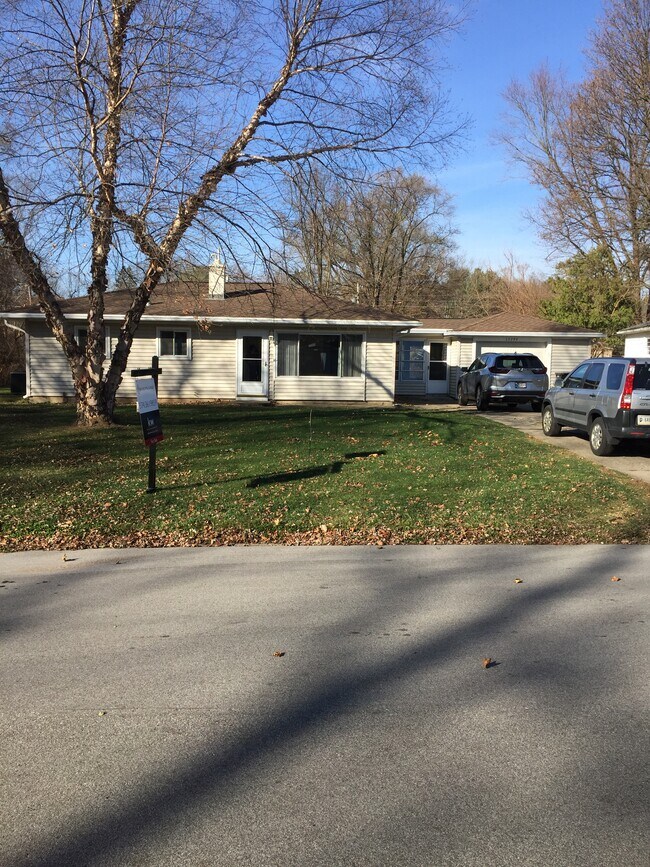 15799 Arthur St Rentals in Granger, IN