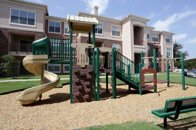 Anthem Town East in Mesquite, TX - Foto de edificio - Building Photo