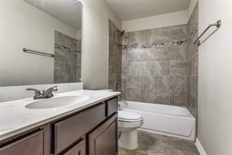 706 S Jupiter Rd in Allen, TX - Building Photo - Building Photo
