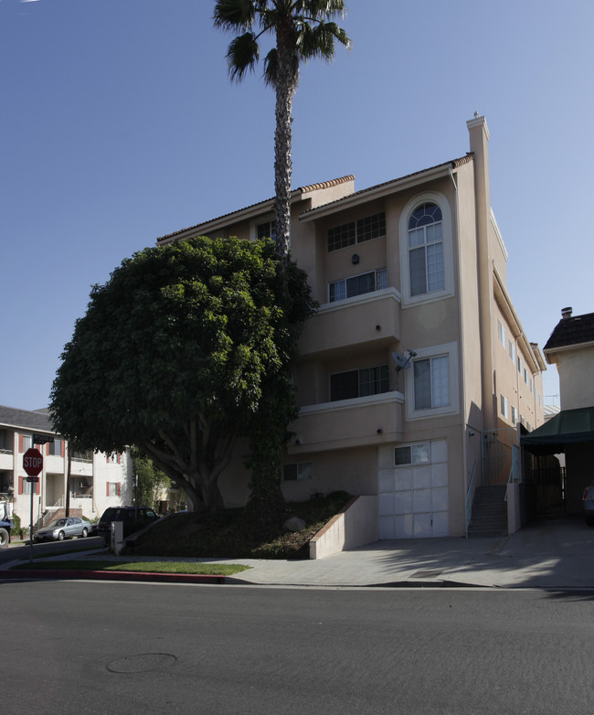 Wellesley Steps in Los Angeles, CA - Building Photo - Building Photo