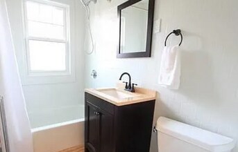60 Litchfield St, Unit 2 in Boston, MA - Building Photo - Building Photo