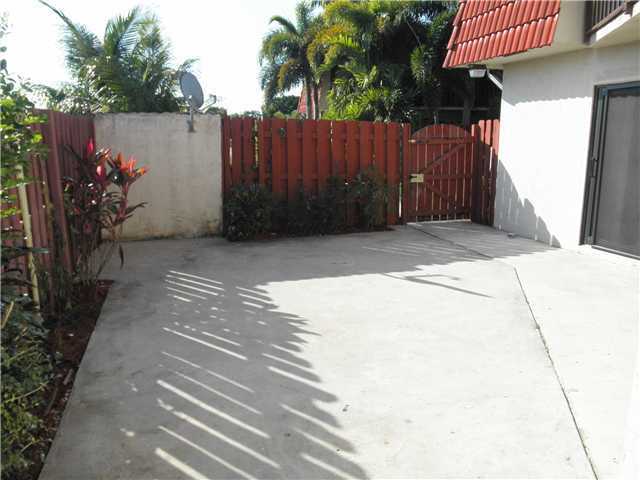 3816 Victoria Dr in West Palm Beach, FL - Foto de edificio - Building Photo