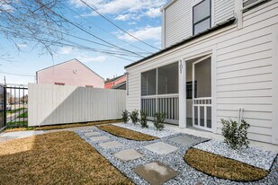 3318 S Saratoga St in New Orleans, LA - Building Photo