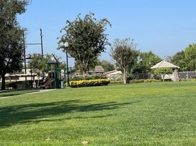 6601 Notre Dame Dr in Buena Park, CA - Building Photo