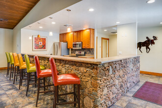 Country Club Terrace Apartments in Flagstaff, AZ - Foto de edificio - Interior Photo