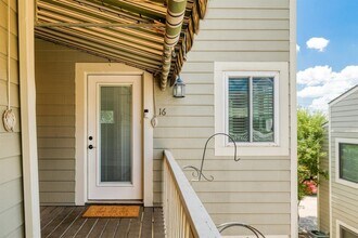 5801 Thunderbird St in Lago Vista, TX - Building Photo - Building Photo