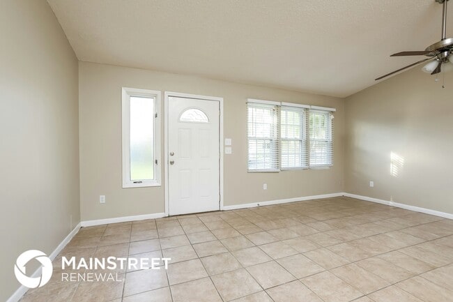 801 W Arizona Ave in DeLand, FL - Foto de edificio - Building Photo