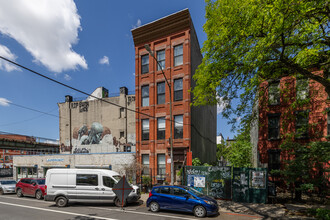 1031 Jefferson Ave in Brooklyn, NY - Building Photo - Building Photo