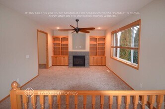 7006 Cambridge Rd in Shakopee, MN - Foto de edificio - Building Photo