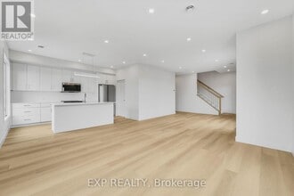 2 Caroline Ave in Ottawa, ON - Building Photo - Building Photo