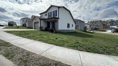 155 Waterwheel Cir in Clarksville, TN - Building Photo - Building Photo