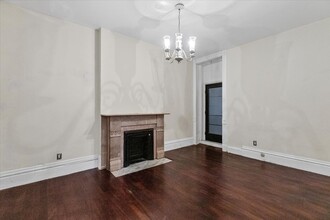 229 S Racine Ave, Unit #1 in Chicago, IL - Building Photo - Building Photo