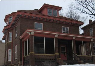 505 S 4th St, Unit 2 in Mankato, MN - Building Photo