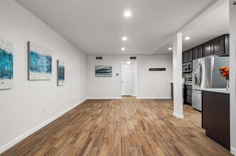 2808 Escada Dr in Dallas, TX - Building Photo - Building Photo