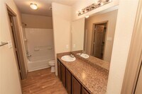 2431 Tomica Ct photo'